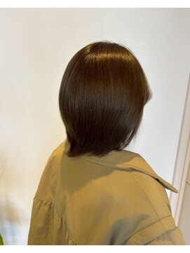 ホワイトストーン WHITE STONE 柔らか質感大人ショートボブ