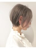 AXIS 加藤えみか【小顔耳掛けショート】