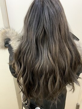 パティオン(PATIONN) ロングスタイル☆マットアッシュグレージュで透明感を出しました