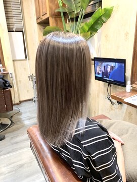 ジョージ(Jo-Ji) ハイグレージュ×バレイヤージュ 30代40代