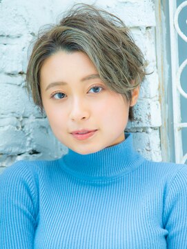 ロンド レグリーズ 立川(Lond leglise) アッシュグレージュカラーの柔らかショート