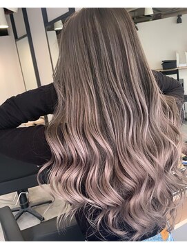 ラフ 難波店(LAFF) #黒髪#ボブルフ#ネビージュ#小顔#ワンレン