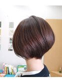 暗めアッシュ前下がりショートボブ