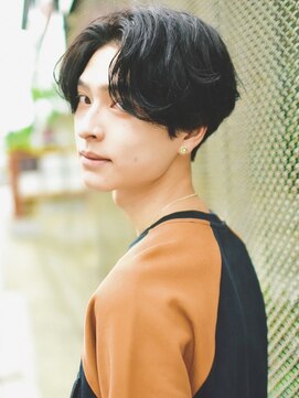 ディッセンバー 神宮前(December) ニュアンスパーマ　センターパート