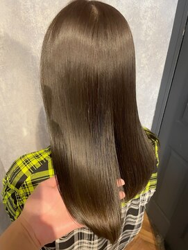 ジーナ 博多(Zina) 艶髪/縮毛矯正 杉野友彦