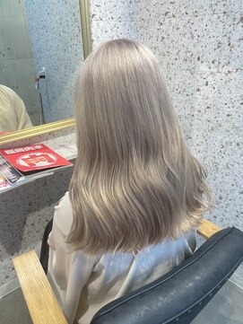 ラニヘアサロン(lani hair salon) ホワイトベージュ