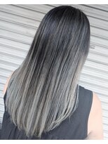 モニファ(Monifa)&nbsp;コントラストハイライトカラー◎