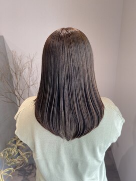 シスイ(sisui) 内巻きレイヤー/グレージュカラー