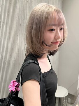 ソル バロール 表参道(SOL .valor) 顔周りレイヤーカットブリーチデザインカラーワンホンレイヤー◆