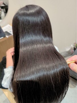 ヘアメディカルサロン 大阪梅田 髪質改善/トリートメント/ストレート/縮毛矯正