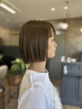 ロビンソン(Robinson) ミニボブ/ショートボブ/切りっぱなしボブ/小顔