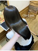 アロマ ヘアー ルーム 新宿3号店(AROMA hair room)&nbsp;秋におすすめオリーブアッシュカラー♪