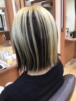 ヒラトヤ 肴町店 20代30代40代大人可愛いハイライト×ナチュラルストレートミディ