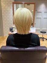 ビーハイブアヴェダ PARCO2店(BEHIVE AVEDA)&nbsp;マッシュウルフ×ブロンド【三橋由奈】