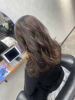 フラワーバイ ビーガーデン(FLOWER by B.GARDEN)&nbsp;ロングも目指せちゃいます！ピンクベージュ
