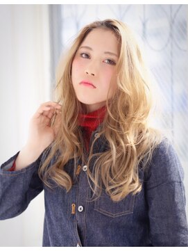 ヘアアンドメイク エジェリ(hair&make egerie) ハイトーンロングウェーブ グラデーションカラー 恵比寿