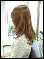 メタ(META)&nbsp;女子アナバングで創るスイートなヘアースタイル