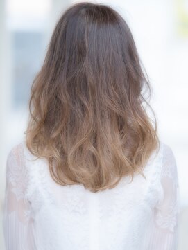 ヴィアラ 自由が丘(VIALA) 【VIALA 自由が丘】スウィート×ナチュラルウェーブ