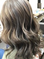 バンチ(Baint.)&nbsp;ハイライトonアッシュグレー