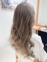大人かわいいミルクティーアッシュベージュカラー☆ブリーチ
