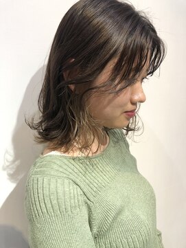 アンベリール(Embellir) ちらっとインナーカラー♪