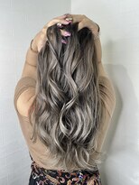 ユートピア(U topia)&nbsp;シルバーカラー/バレイヤージュ/ハイライト