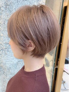 シャウルデッサントウキョウ 表参道(CHARLES DESSIN Tokyo) 美髪/ホワイトグレージュ/ネビージュ/サンドベージュ[表参道駅]