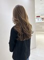 メゾンブラン アヴェダ(Maison Blanc AVEDA) ロングのレイヤースタイルは美しく