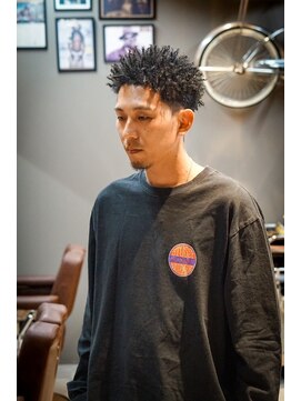 プロショップウェーブ セカンド(PRO SHOP WAVE II) ニュアンスパーマ/カルマパーマ/ダークアッシュ[原宿駅]