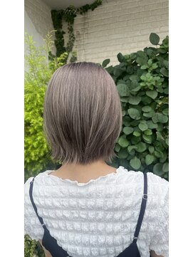 ヴィアンカ(Vianca) 透明感！ハイトーンなラベンダーグレージュ