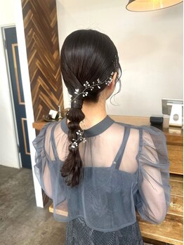 レジーロ (Regilo)の写真/【早朝料金なし】表参道駅4分！結婚式、二次会やデートは-Regilo-にお任せ★最旬ヘアセットが人気♪