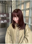 ワンカラーでピンクベージュ!