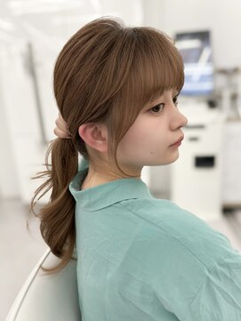 アマトウキョウスマートサロン(AMA TOKYO×Smart Salon) 結んでもかわいいレイヤーカット　流れる顔まわり