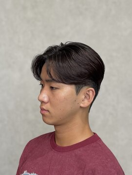 エクシア 六甲道店(EXCIA) ナチュラルセンターパート/韓国メンズヘア