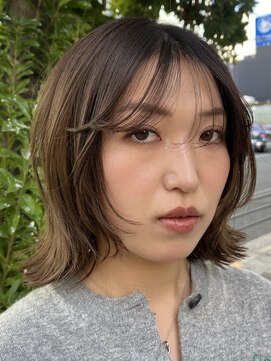ピリオド 赤坂(Period.) ボブヘアー顔まわりレイヤーベージュカラー　赤坂見附