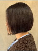 横浜西口白髪ぼかしハイライトタッセルボブミルクティーベージュ