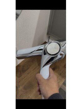 イロ(IRO)の写真/セルフブローコーナーで最新Rifaドライヤーが体験できる!!他にも無料人気ヘアオイル完備