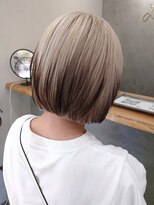 ロンドネートゥル 新潟(Lond naitre) ホワイトベージュ×ブラウンデザイン