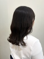 グランアディクト(Gran addict) 赤みを抑えた暗めオリーブカラー