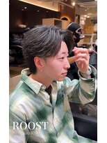 ルースト 原宿店(ROOST)&nbsp;刈り上げセンターパート/波巻きツイストスパイラル/原宿