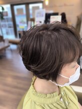 美容室 アンジェ(Ange) 癖を活かしたショートボブ