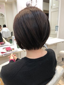 アッシュ 上尾春日店(Ash) 大人ショートボブ