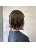 透明感オリーブベージュ