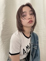 バズ(BUZZ)&nbsp;ブルベなヘア&メイク