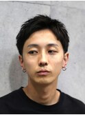 社会人にもオススメ！メンズ黒髪アップバングスパイキーショート