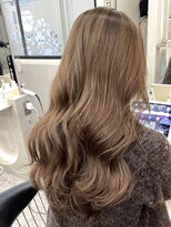 ロンドミラー 博多店(Lond Mirror)&nbsp;レイヤーカット小顔に見せるヘア黒髪カタログ髪質改善博多韓国