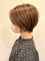 ナチュラルスポット(Natural Spot) アッシュベージュカラー×ショートヘア