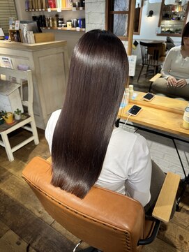 グロスシーループユナイテッド(GROSS C-LOOP UNITED) くびレイヤーグレーベージュブラウンオリーブロングミディアム