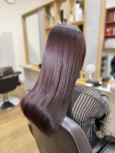 ミナモ(MINAMO)&nbsp;まろやかで大人っぽいけど、気取ってない赤。