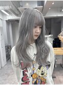 シルバーグレー